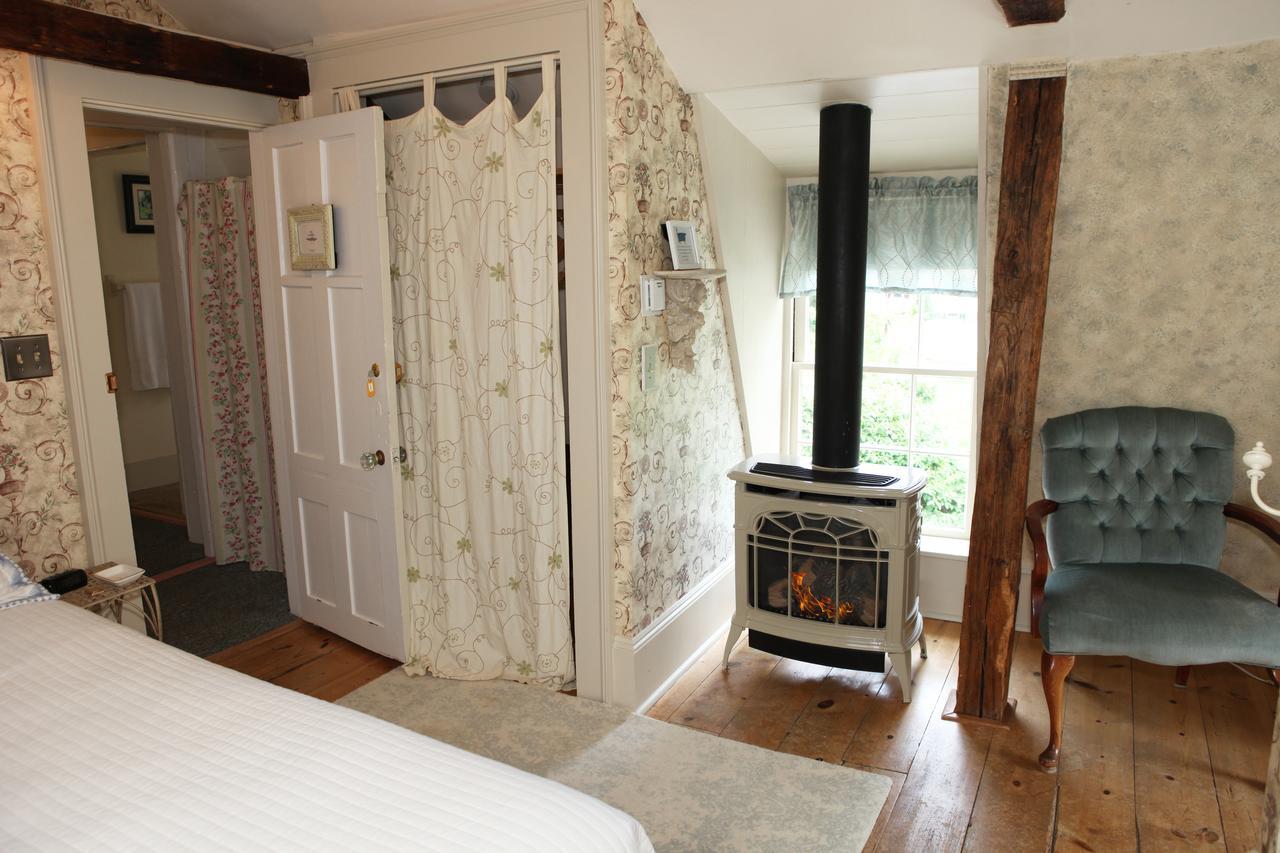 James Pharmacy Bed And Breakfast Old Saybrook Exterior foto